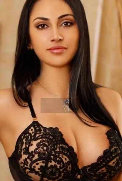 Arlena escort Scotland